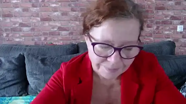 Adelewildx online show from 8, 12, 2024