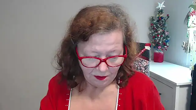 Adelewildx online show from 9, 12, 2024