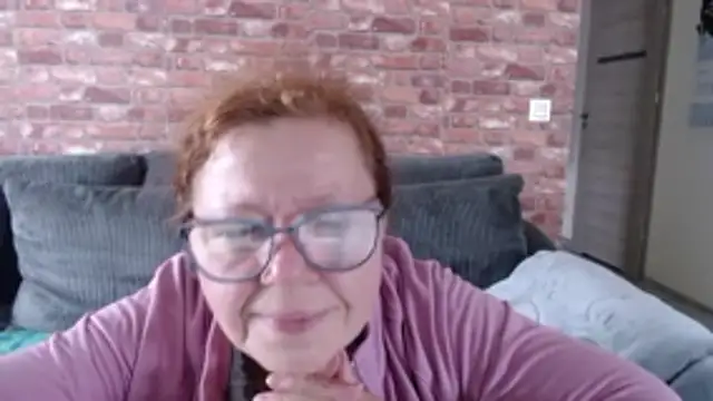 Adelewildx online show from 17, 10, 2025