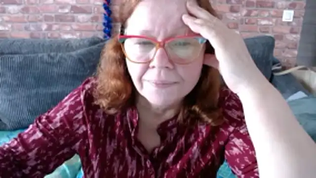 Adelewildx online show from 17, 12, 2025