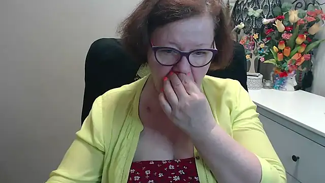 Snapshot of Adelewildx chatting on 28, 4, 2026 Adelewildx online show from 28, 4, 2026