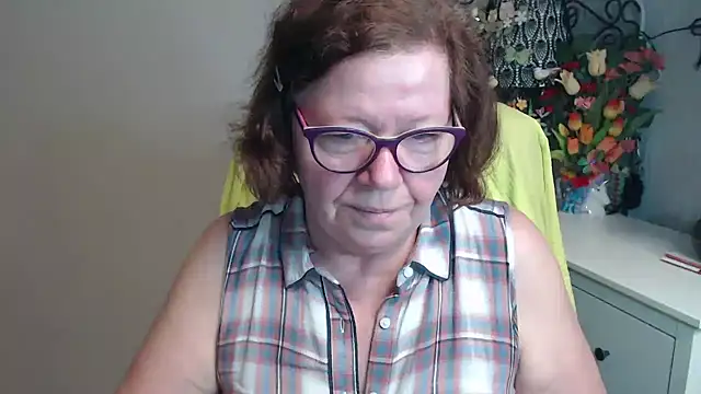 Snapshot of Adelewildx chatting on 5, 5, 2026 Adelewildx online show from 5, 5, 2026