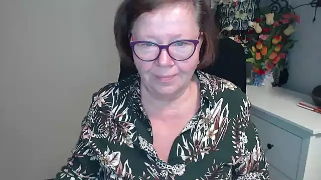 Snapshot of Adelewildx chatting on 12, 5, 2026 Adelewildx online show from 12, 5, 2026