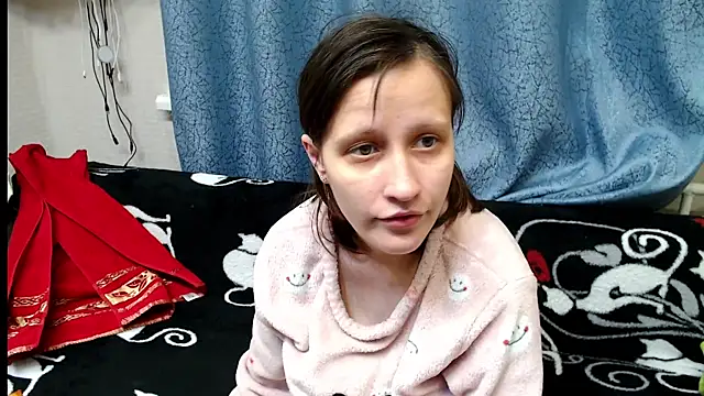 alisacucumber online show from 25, 1, 2025