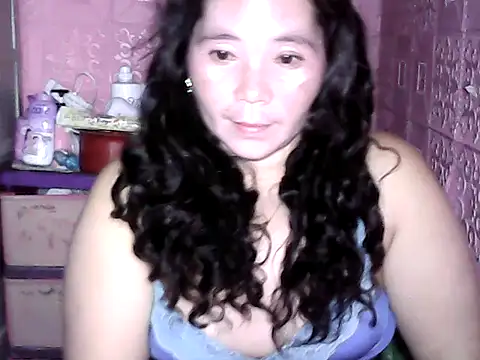 hotpusie 4u online show from 7, 2, 2026