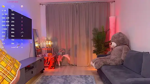 mikkixmeow online show from 17, 11, 2025