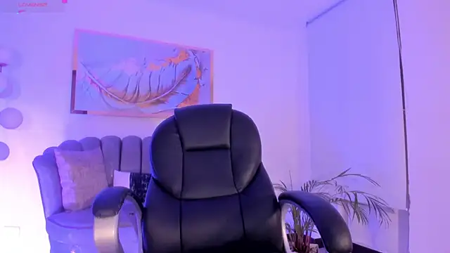 ZoePresleyX online show from 27, 10, 2025