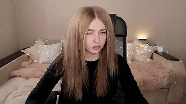 ViolettaLopez online show from 16, 2, 2025