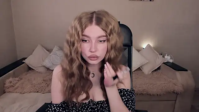 ViolettaLopez online show from 18, 3, 2025