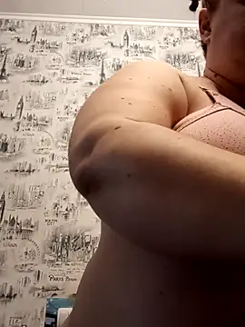 Amy August online show from 17, 3, 2025