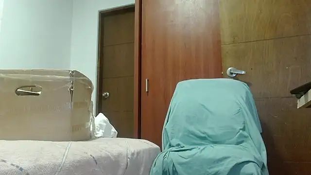 Snapshot of MarcusMilarc chatting on 4, 2, 2026 MarcusMilarc online show from 4, 2, 2026