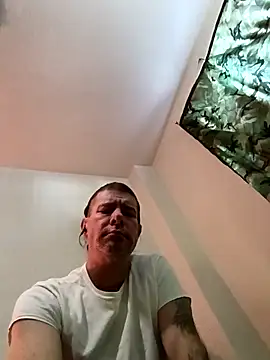 Snapshot of thefire420 chatting on 8, 1, 2026 thefire420 online show from 8, 1, 2026