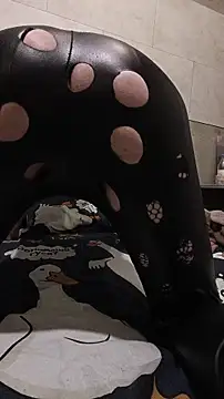 Krasav4ik4ik online show from 7, 10, 2025