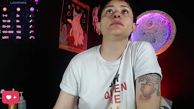 girl intense444 online show from 17, 5, 2026