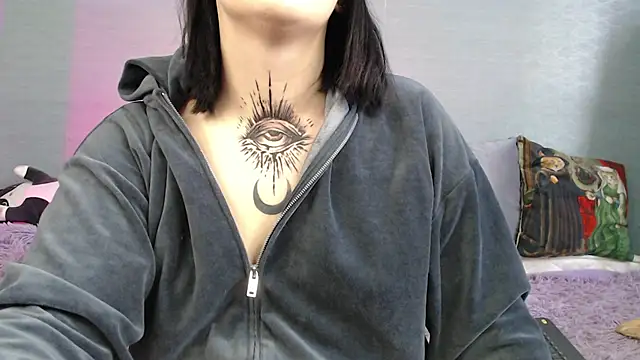 ivamayy online show from 15, 10, 2025