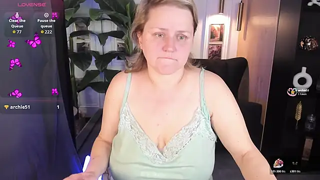 Snapshot of ScarlettSoft chatting on 15, 5, 2026 ScarlettSoft online show from 15, 5, 2026