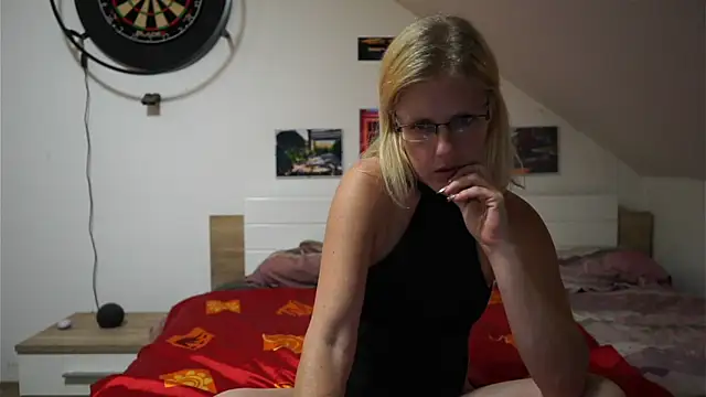 Moistdevil online show from 7, 10, 2025