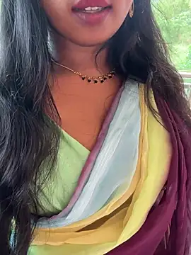 Snapshot of Dhiyapink chatting on 12, 3, 2025 Dhiyapink online show from 12, 3, 2025