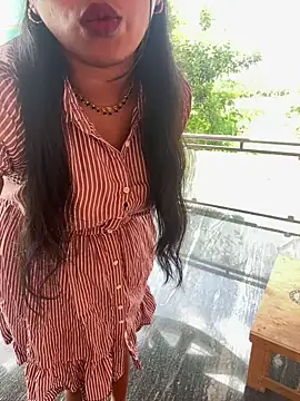 Snapshot of Dhiyapink chatting on 23, 3, 2025 Dhiyapink online show from 23, 3, 2025