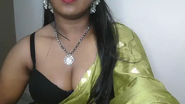 Snapshot of Dhiyapink chatting on 19, 11, 2025 Dhiyapink online show from 19, 11, 2025