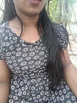 Snapshot of Dhiyapink chatting on 3, 2, 2026 Dhiyapink online show from 3, 2, 2026