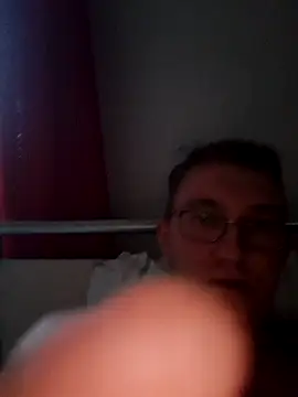 AsianMilfnterBerlin online show from 10, 10, 2025