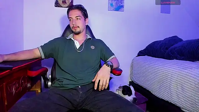 Alex smith00 online show from 26, 1, 2025