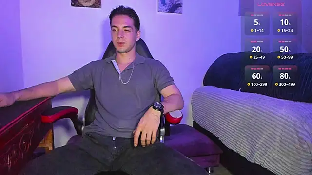 Alex smith00 online show from 16, 3, 2025