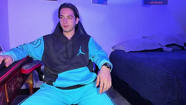 Alex smith00 online show from 18, 9, 2025