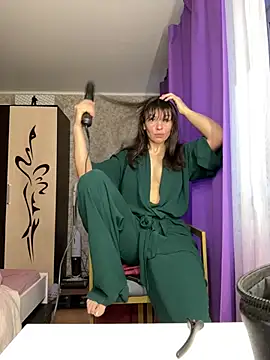 SofiaFoster  online show from 15, 4, 2026