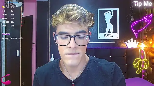 angel sexyevil online show from 20, 1, 2025