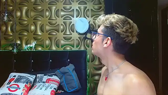 angel sexyevil online show from 7, 2, 2025