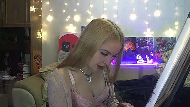 SecretSophia online show from 7, 3, 2025