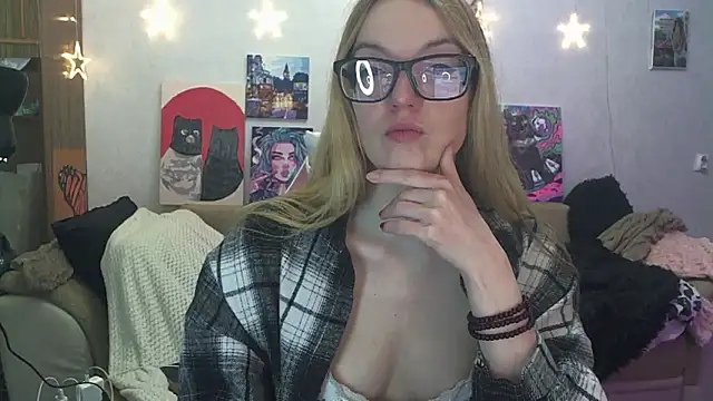 SecretSophia online show from 1, 3, 2026