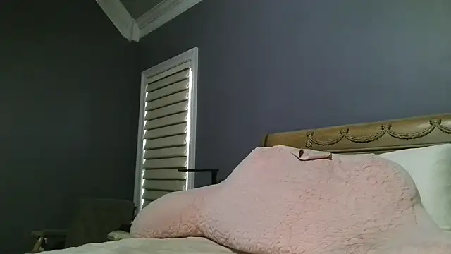 Lisaisluscious online show from 13, 4, 2026