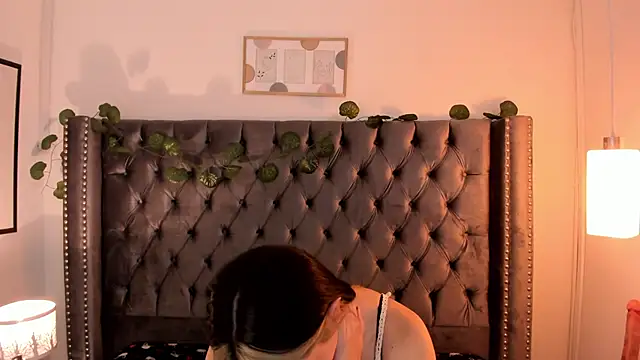 Snapshot of Kim_Blane chatting on 21, 1, 2025 Kim Blane online show from 21, 1, 2025