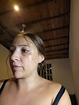 Snapshot of VickyHoult chatting on 11, 12, 2024 VickyHoult online show from 11, 12, 2024