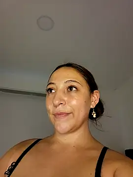 Snapshot of VickyHoult chatting on 21, 3, 2025 VickyHoult online show from 21, 3, 2025