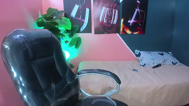 pearl weet online show from 19, 12, 2024