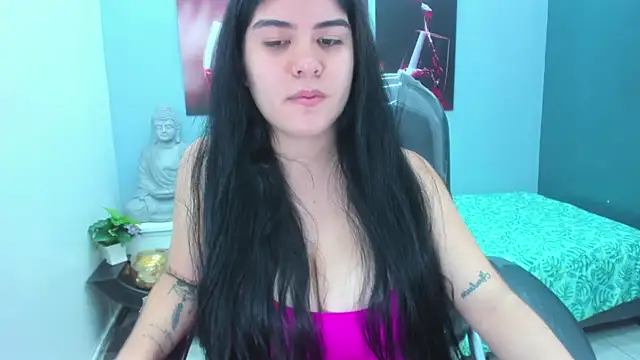 pearl weet online show from 26, 2, 2025