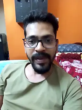 Snapshot of arhan3043 chatting on 6, 12, 2024 arhan3043 online show from 6, 12, 2024