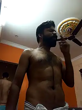 Snapshot of arhan3043 chatting on 8, 12, 2024 arhan3043 online show from 8, 12, 2024