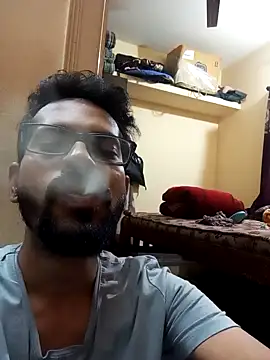 Snapshot of arhan3043 chatting on 31, 12, 2024 arhan3043 online show from 31, 12, 2024