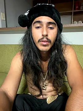 Snapshot of jrrichforever chatting on 21, 12, 2025 jrrichforever online show from 21, 12, 2025