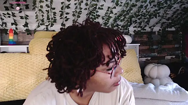 Snapshot of -khayaparker chatting on 12, 1, 2025 -khayaparker online show from 12, 1, 2025