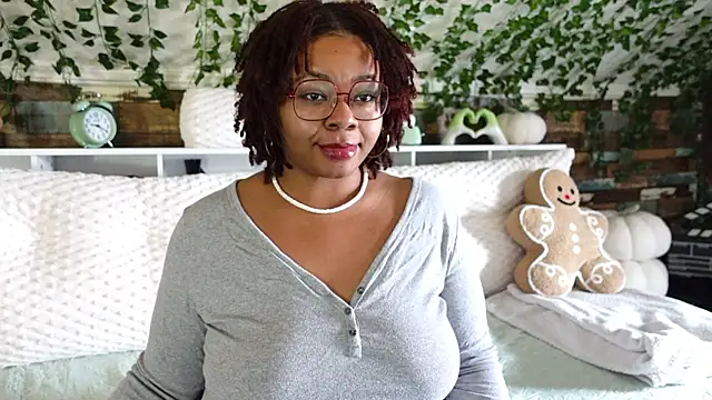 Snapshot of -khayaparker chatting on 4, 3, 2025 -khayaparker online show from 4, 3, 2025