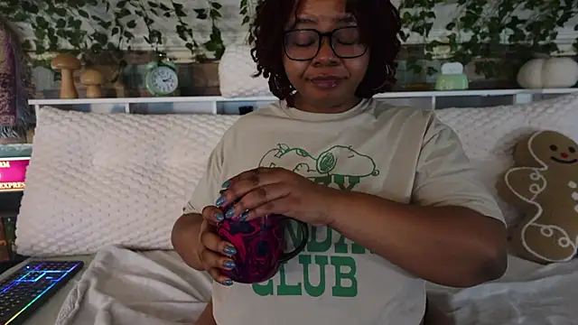 Snapshot of -khayaparker chatting on 17, 3, 2025 -khayaparker online show from 17, 3, 2025