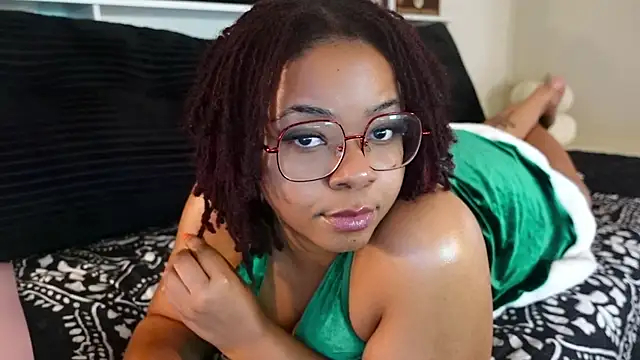 Snapshot of -khayaparker chatting on 31, 10, 2025 -khayaparker online show from 31, 10, 2025