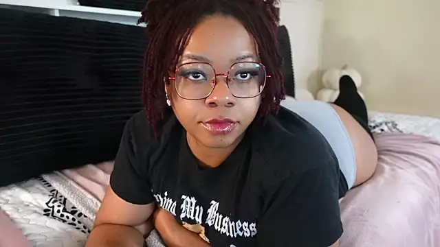 Snapshot of -khayaparker chatting on 5, 11, 2025 -khayaparker online show from 5, 11, 2025