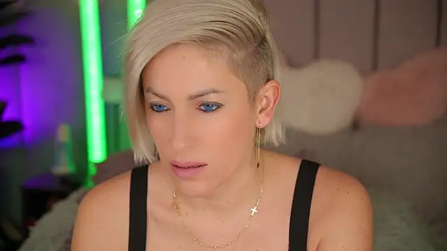 VickySecret96 online show from 27, 11, 2025